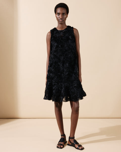 Cocktailkleid mit 3D Carnation Stickerei