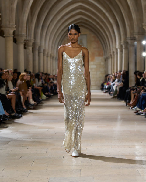 Langes Abendkleid mit Allover Pailletten