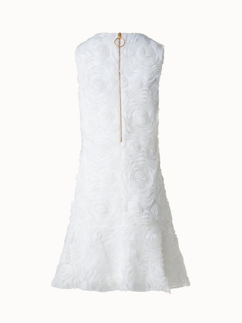 Cocktailkleid mit 3D Carnation Stickerei