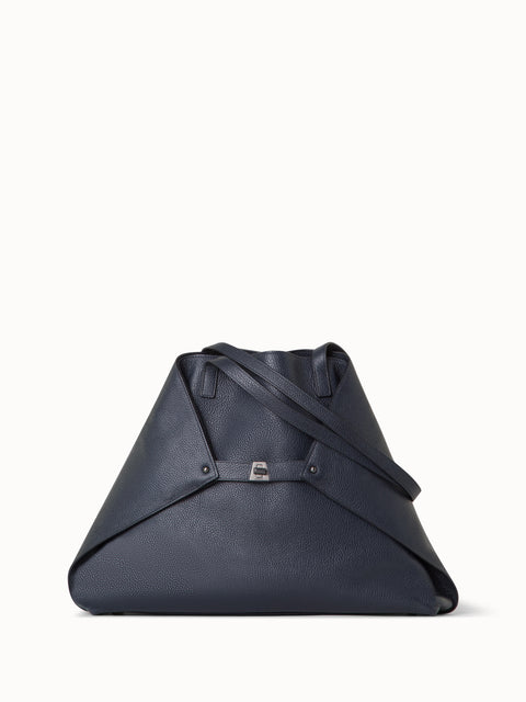 Ai Medium Shoulder Tote