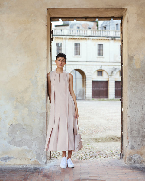 Plissiertes Midikleid aus Leinen-Wollmischung