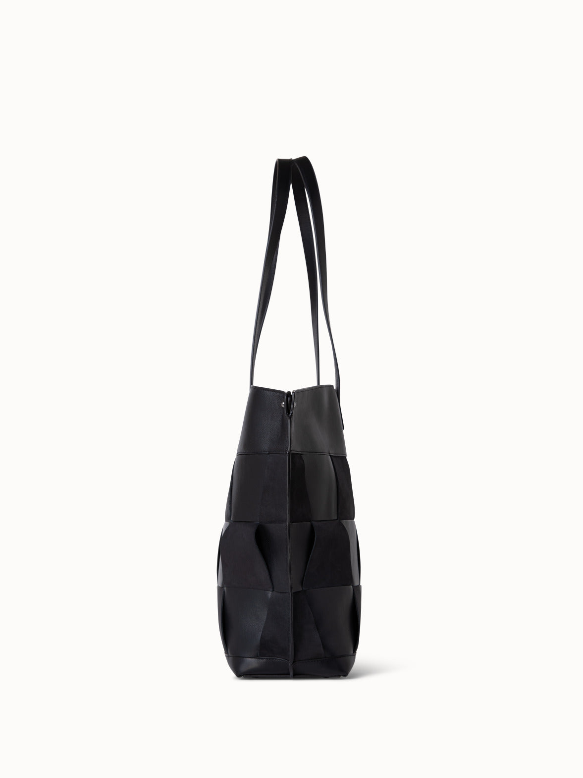 Ai Medium Shoulder Tote
