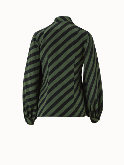 Bluse aus Seiden-Crêpe mit Diagonalstreifen