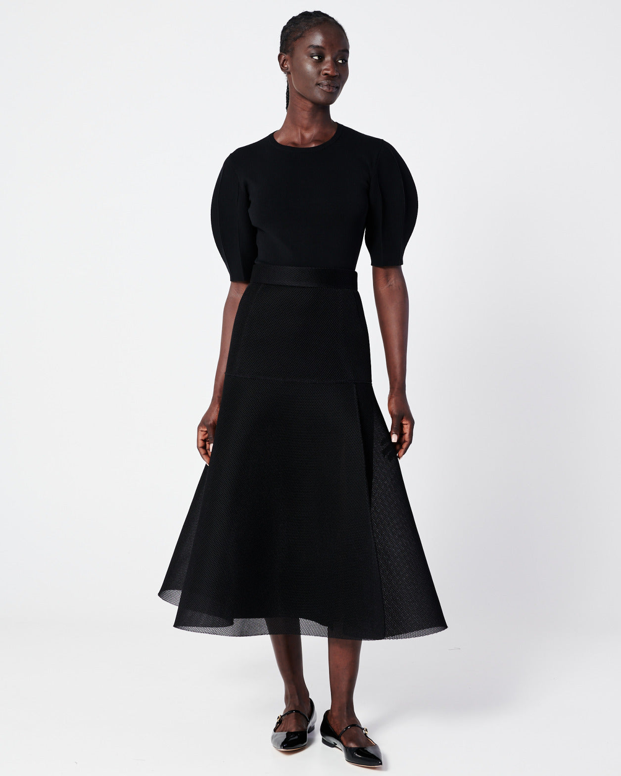 Silk Cotton Stretch Pullover with Short Volume Sleeves - black
