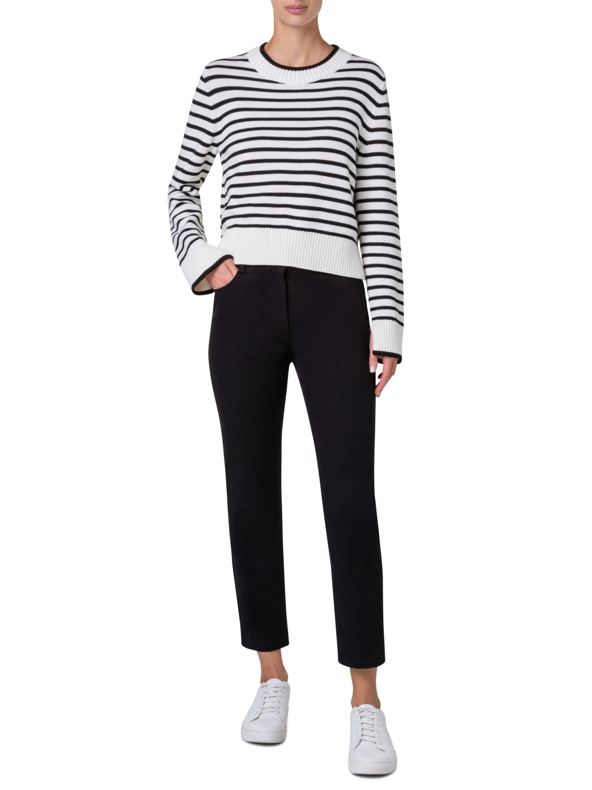 Slim-Fit Cropped Denim Pants - black