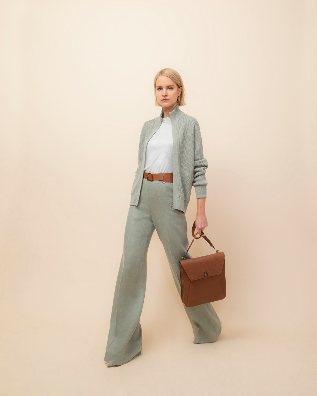 Personalisierbare Medium Anouk Messenger aus Kalbsleder