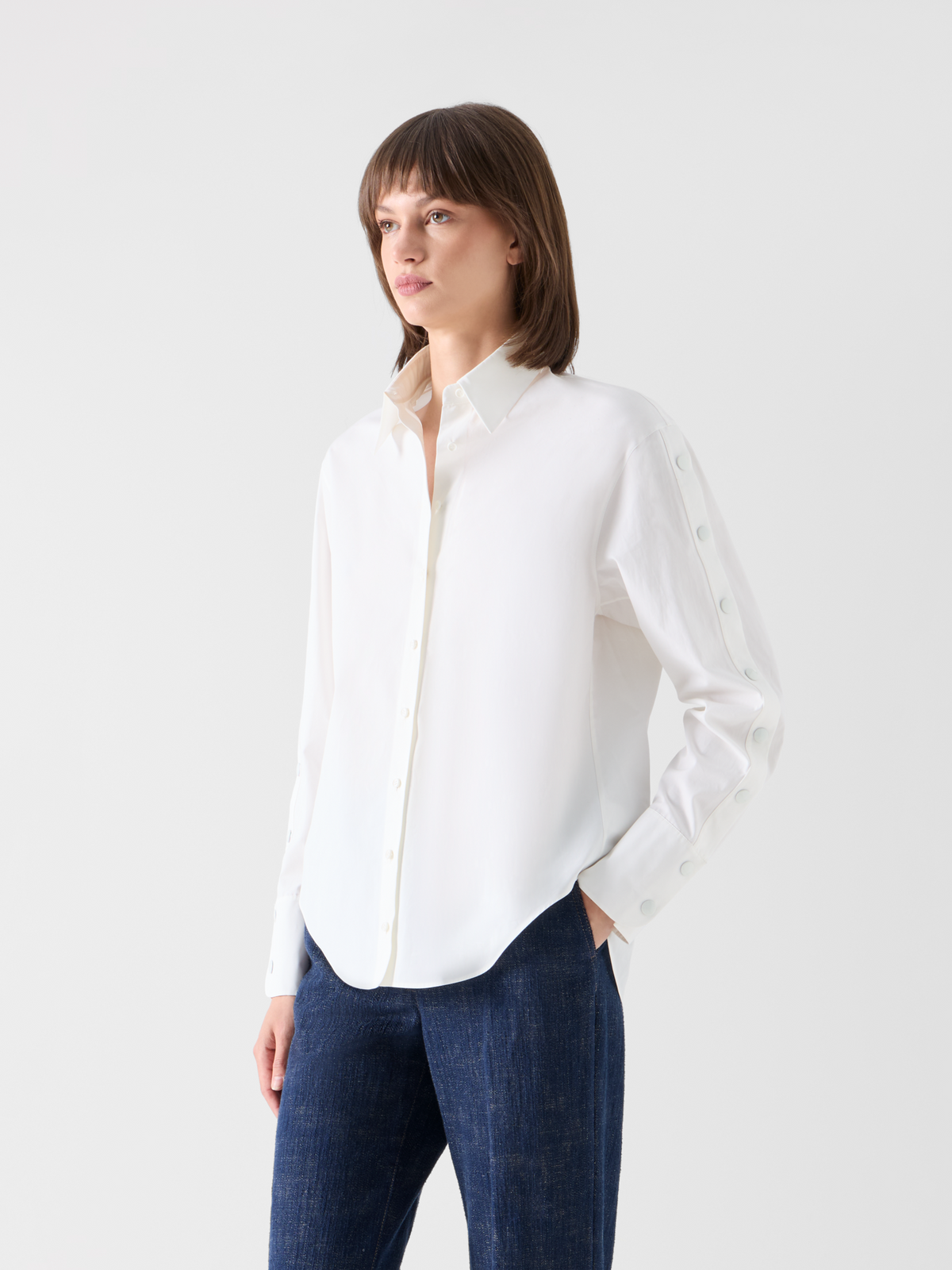 Designer Popeline-Bluse mit Druckknopf-Ärmelschlitzen - Ecru 