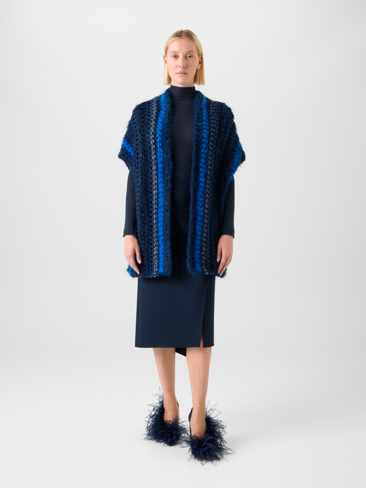 Designer Grob gehäkeltes Kaschmir Seiden Streifen Gilet - Blau - Bunt #editorial