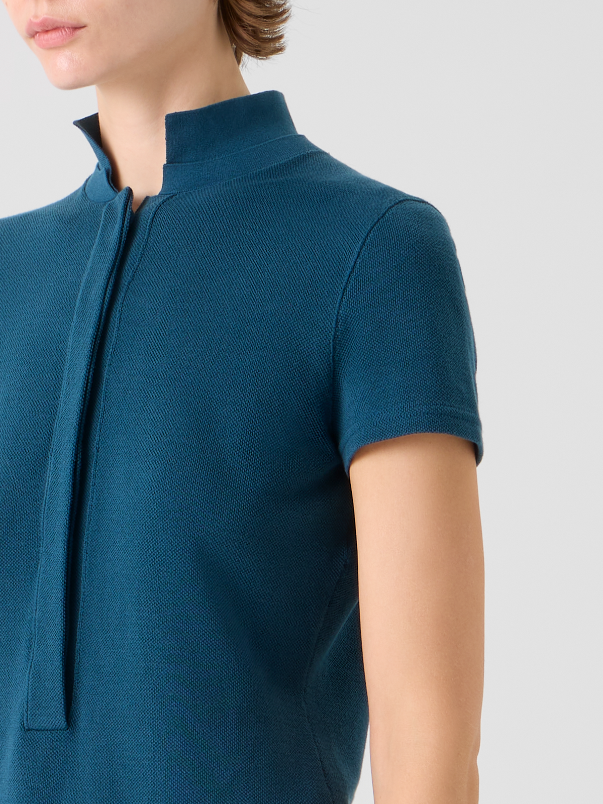 Designer Tailliertes Poloshirt aus Baumwoll-Piqué - Grün #editorial