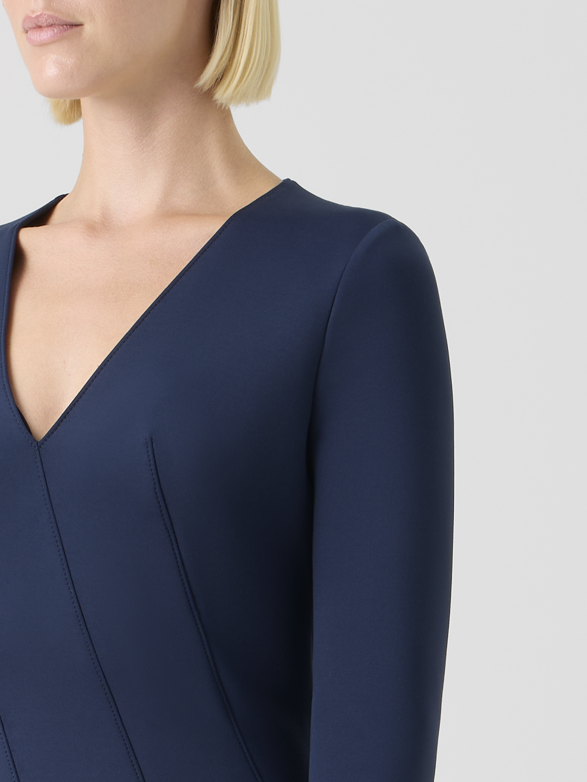 Designer Fit-and-Flare-Techno-Neoprenkleid - Blau #editorial