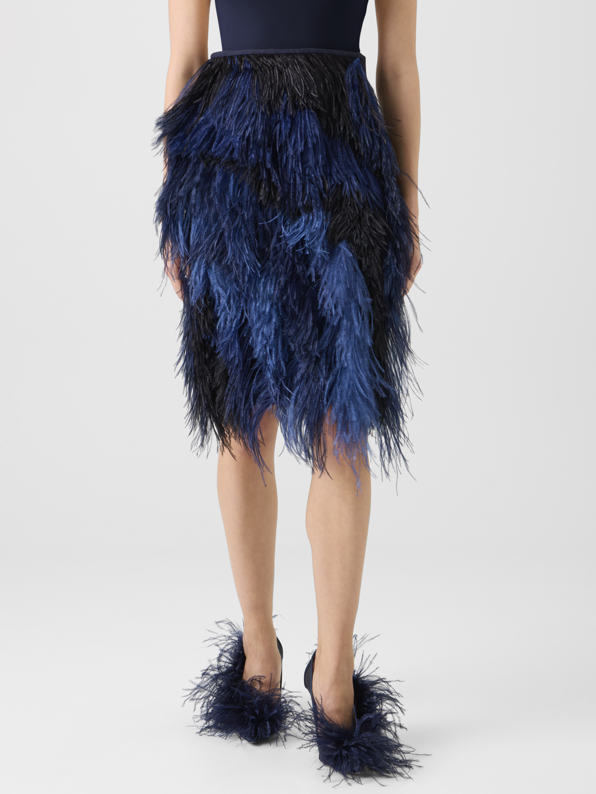 Designer Woll Doubleface Feathered Pencil Skirt - Schwarz #editorial