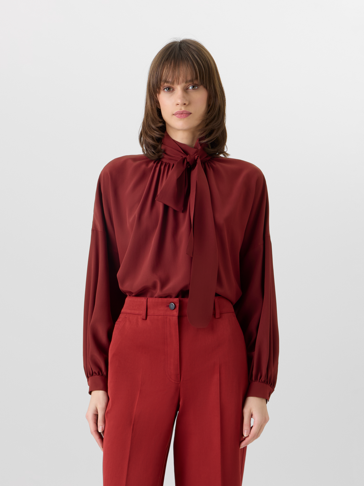 Designer Langärmelige Bluse aus Seiden-Crêpe-de-Chine - Rot #editorial