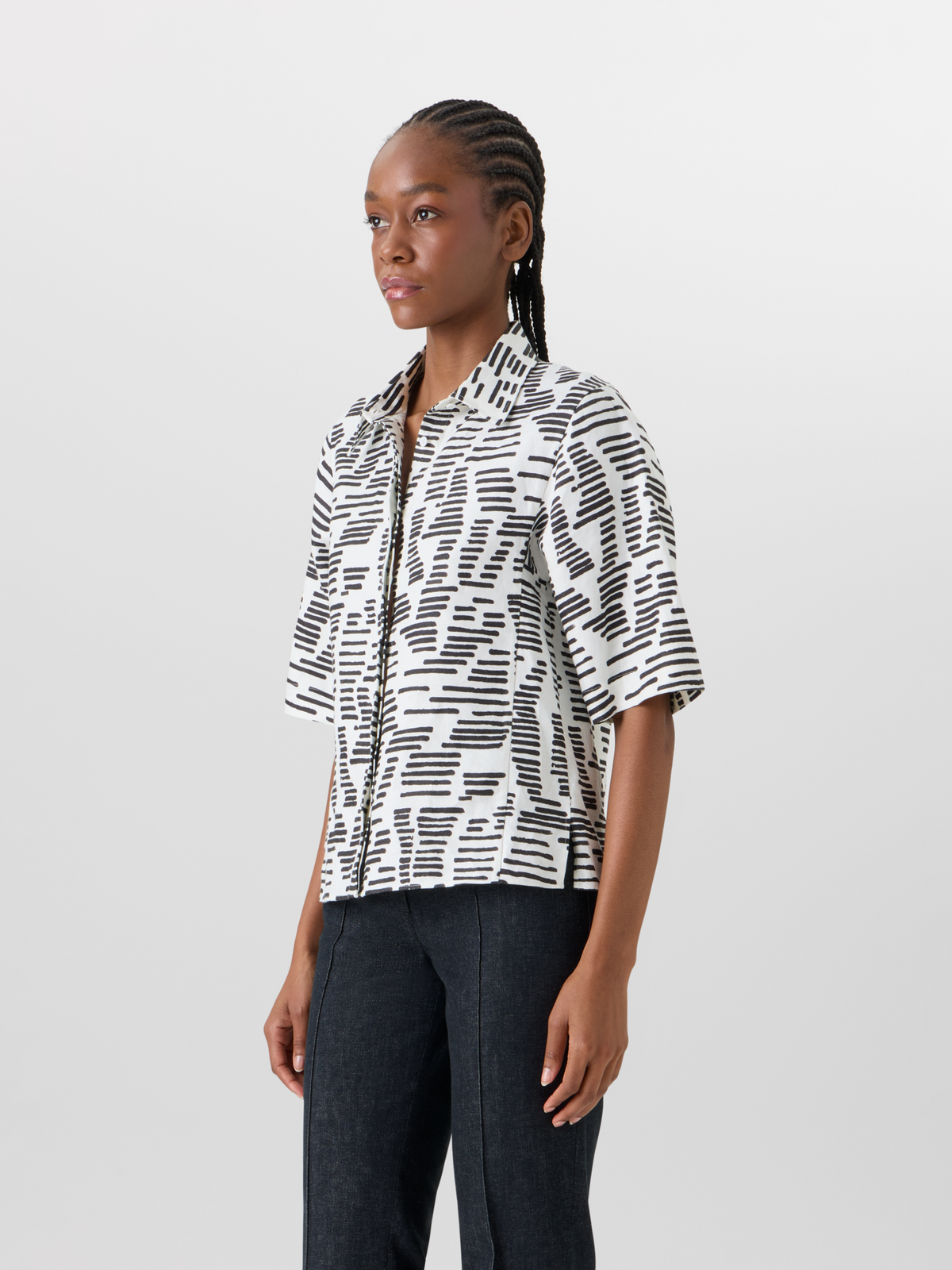 Designer Bluse mit Dance Movement Print - Weiss #editorial