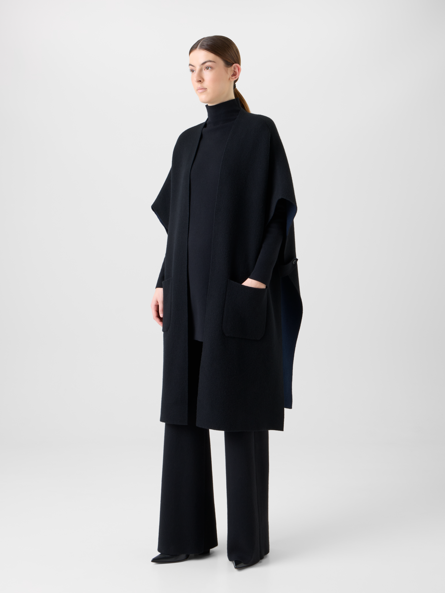 Designer Bi-Color Kaschmir Doubleface Strick Cape - Schwarz - Dunkelblau - Blau - Bunt 