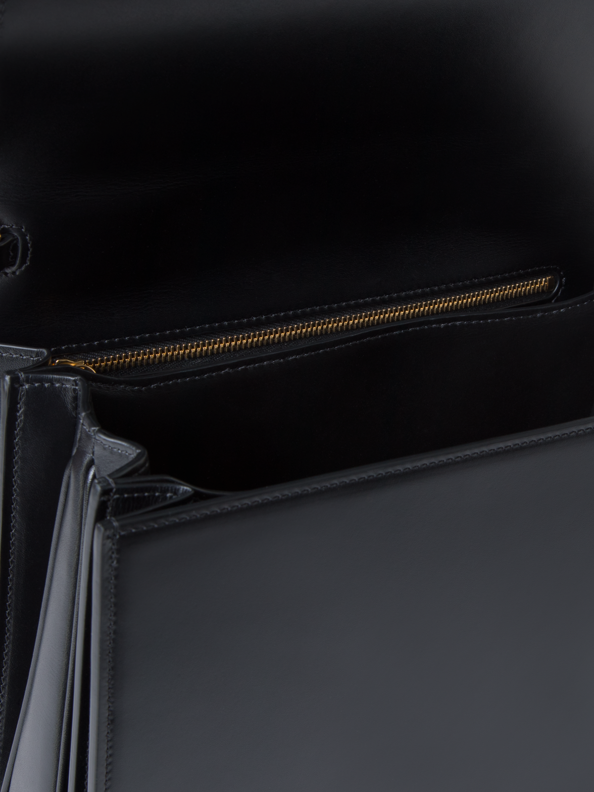 Designer Alice Medium Top Handle Bag - Schwarz