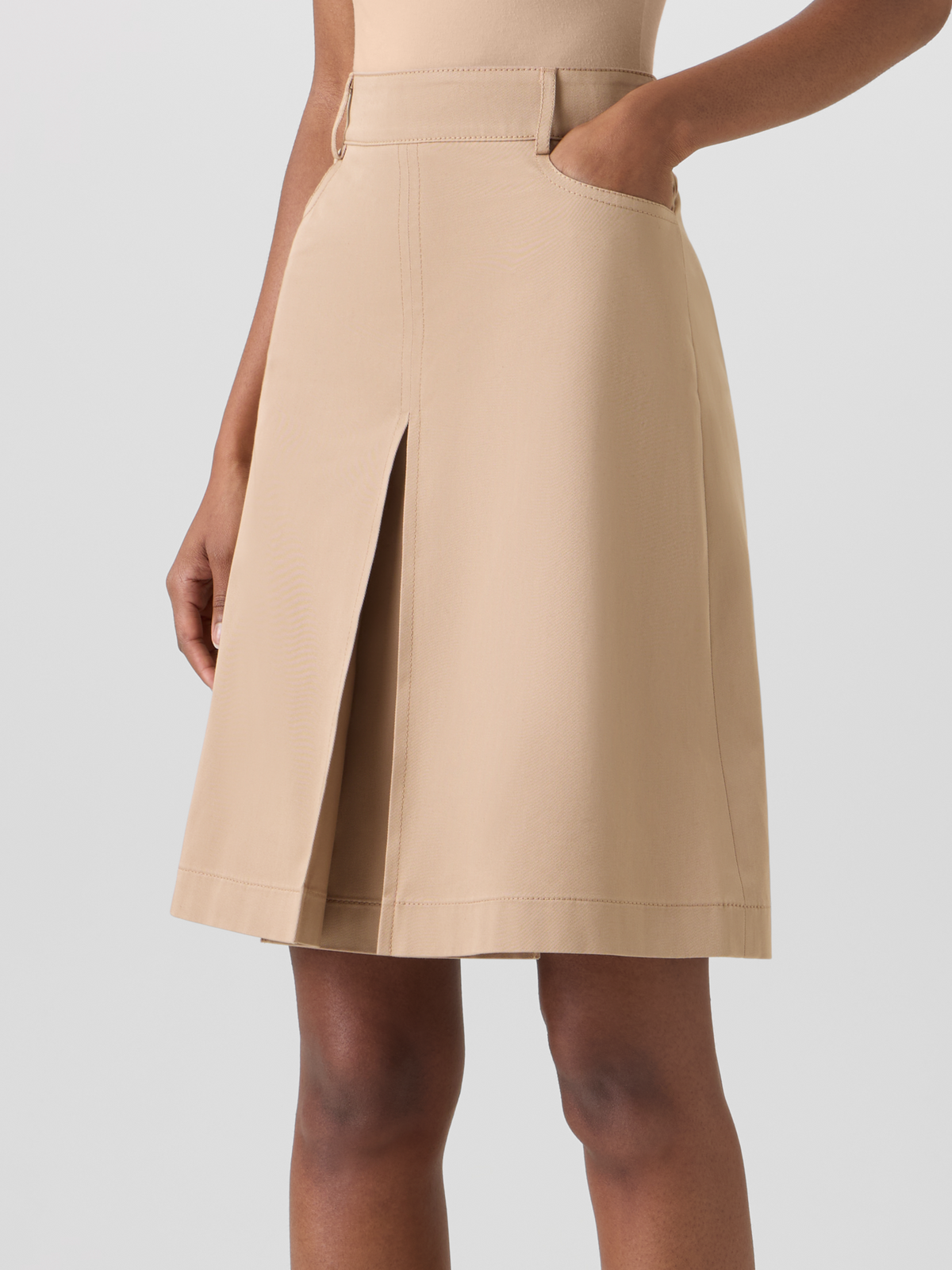 Designer A-Linien-Rock aus Baumwollgabardine - Beige #editorial