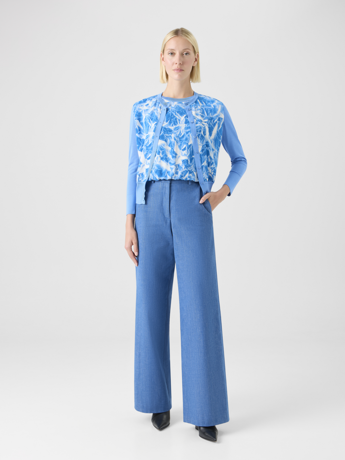 Designer Seiden-Cardigan mit Whitecaps-Print - Blau #editorial