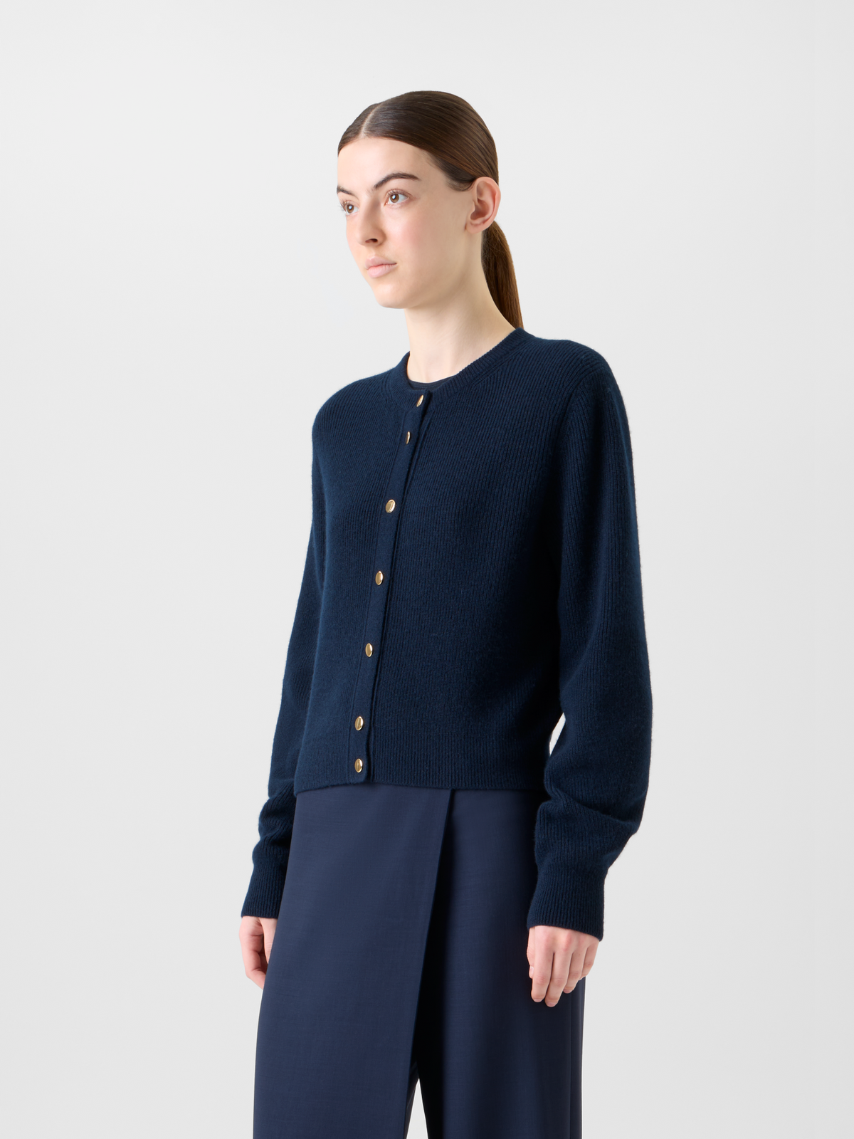 Designer Kaschmir Rippenstrick Cardigan mit Goldknöpfen - Dunkelblau - Blau #editorial