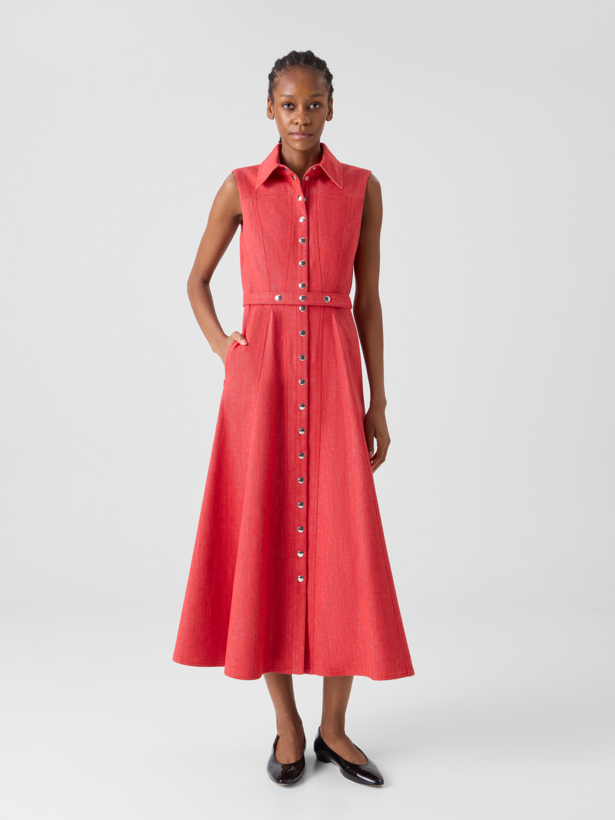 Designer Tailliertes ausgestelltes Midikleid aus Denim - Rot #editorial
