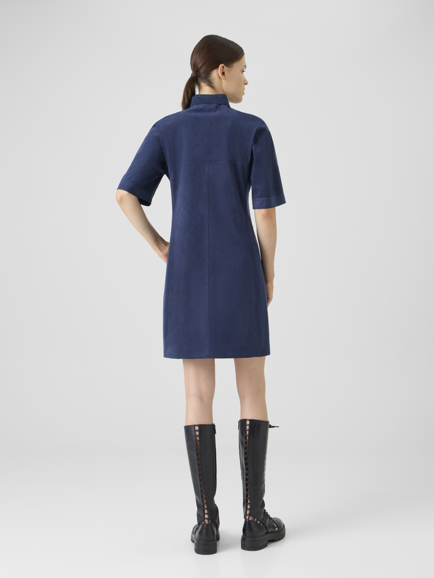 Designer Polokleid aus Techno-Ultrasuede 