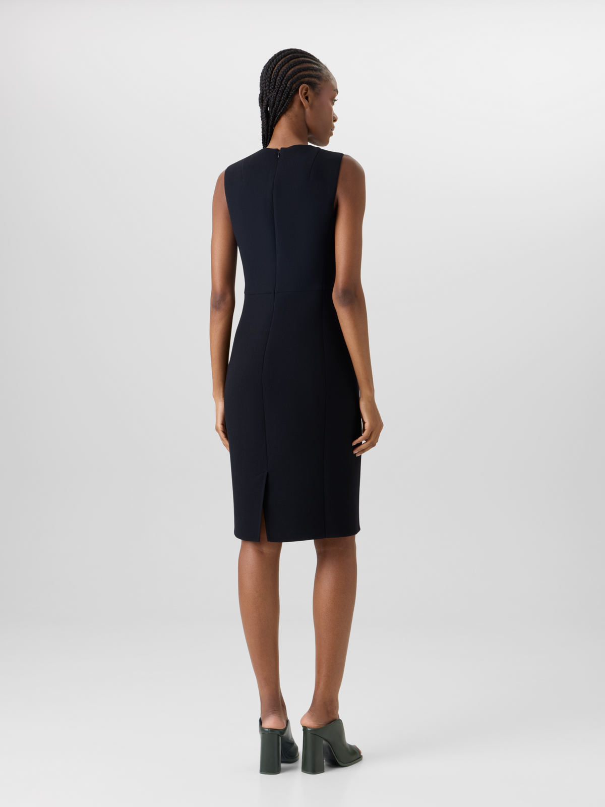 Designer Ärmelloses Etuikleid aus Wollkrepp-Doubleface - Schwarz #editorial