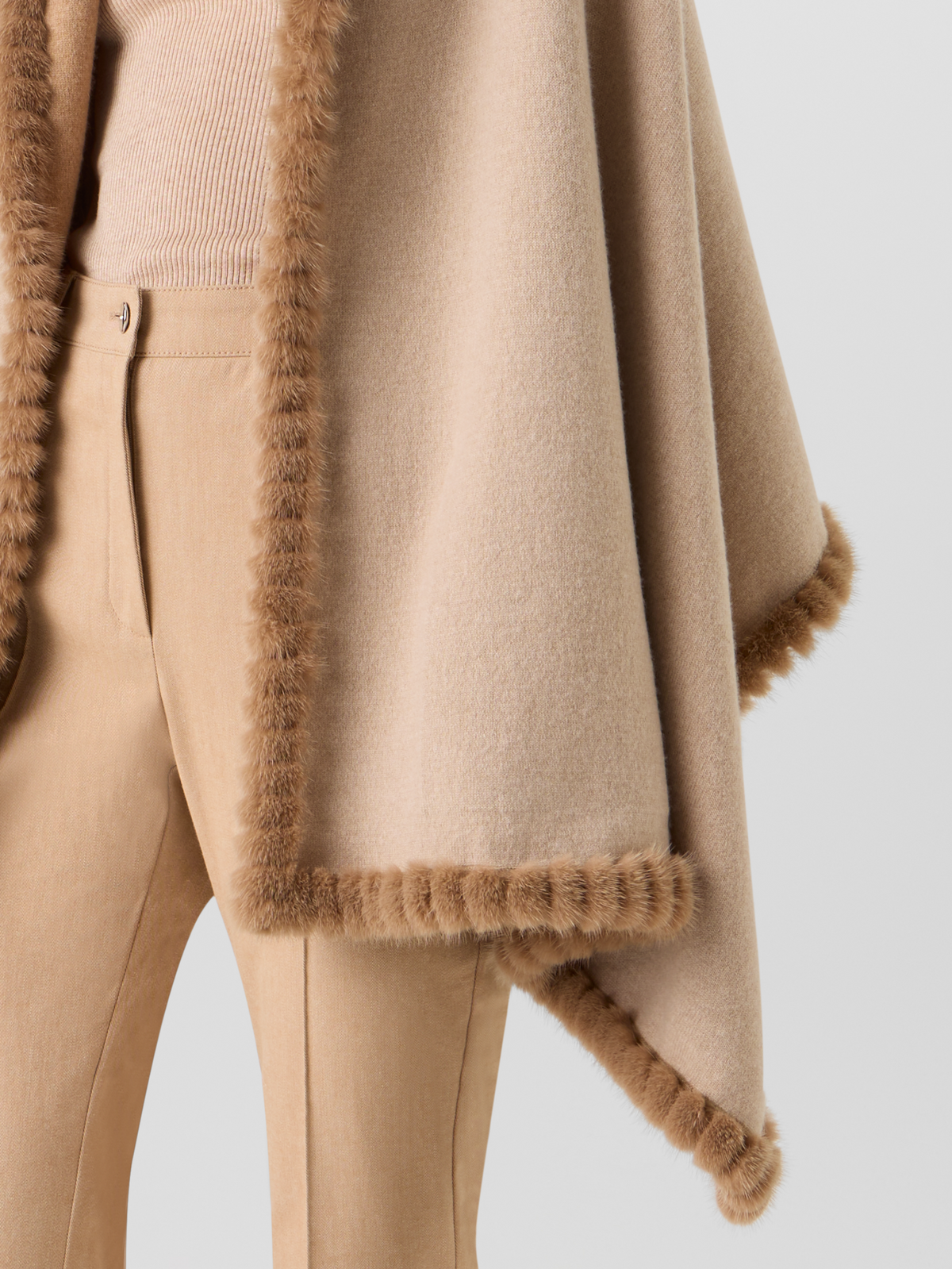 Designer Strickcape aus Kaschmir-Doubleface - Beige #editorial