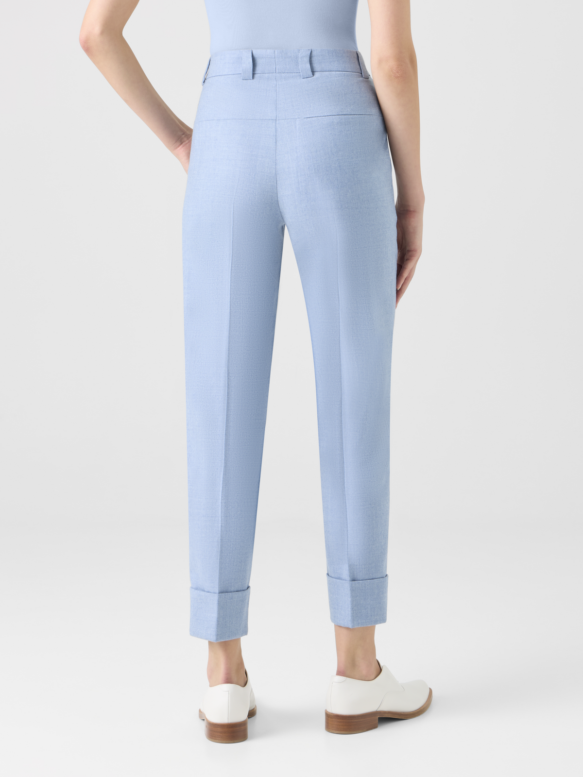 Designer Verkürzte konische Hose aus Wollflanell - Blau #editorial