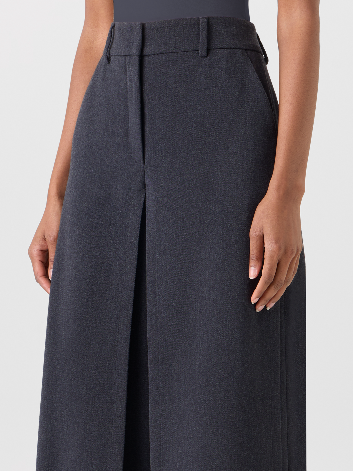 Designer Weite Hose aus Wollgabardine mit Überwurf vorne - Grau 