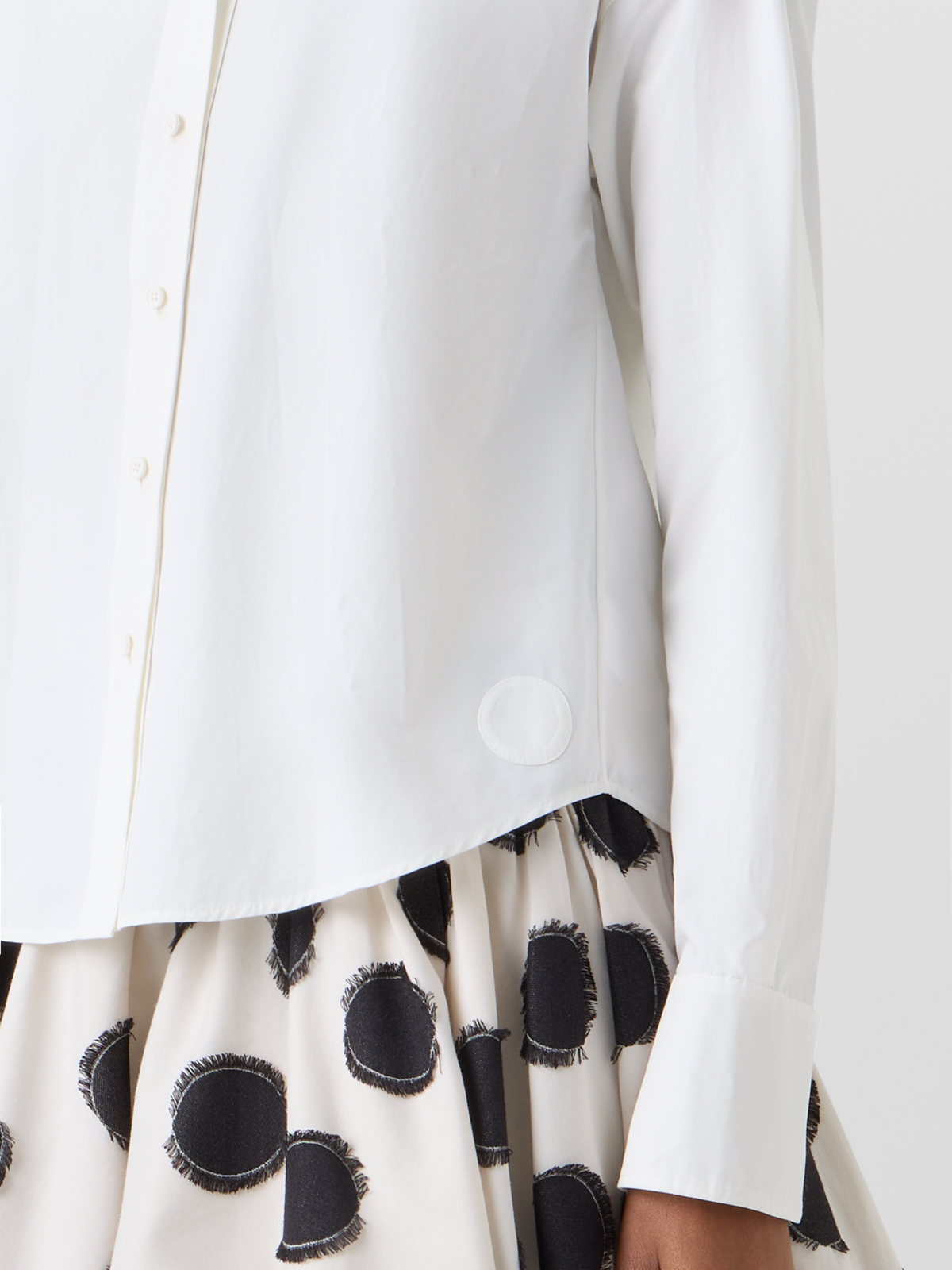 Designer Cropped-Hemd aus Baumwollpopeline - Ecru #editorial