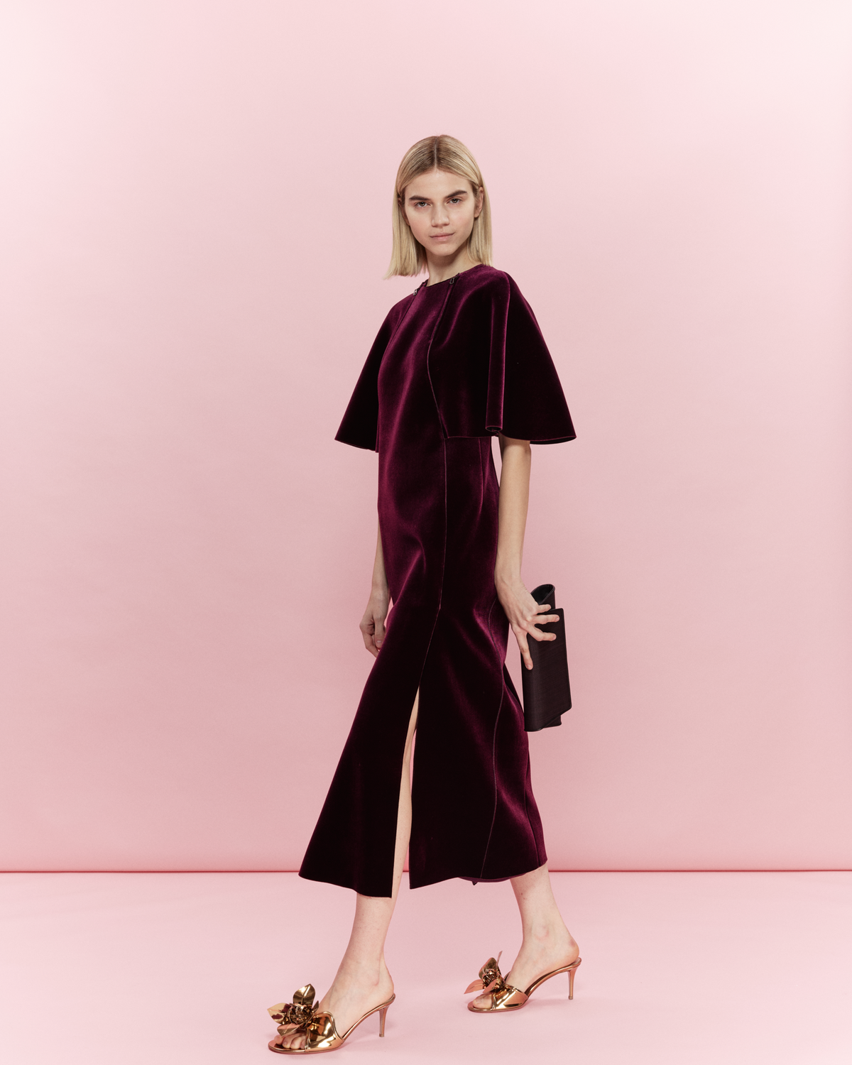Designer Midikleid aus Samt-Neopren mit Cape-Ärmeln - Rot 