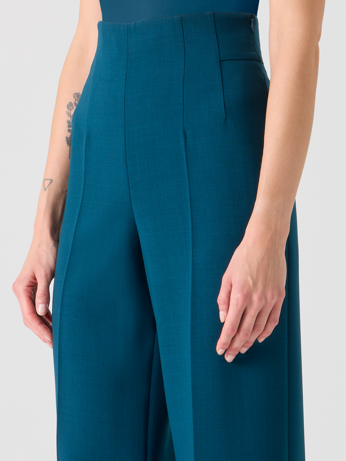 Designer Fiyuki High Waist Hose aus Woll-Doubleface - Grün #editorial