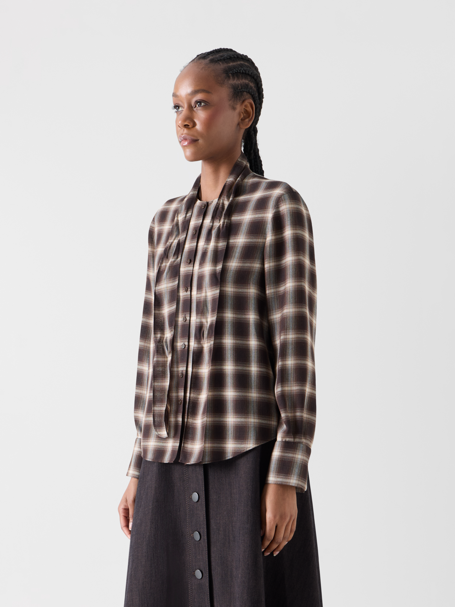 Designer Karierte Bluse in Woll-Shelley mit Schleifenkragen - Braun - Bunt 