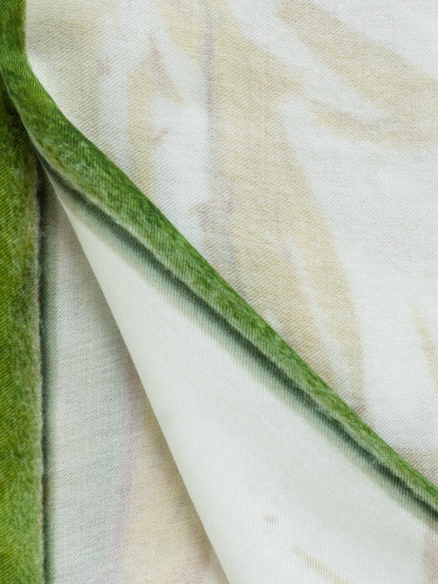 Designer Schal mit Scattered Calendula Druck - Bunt