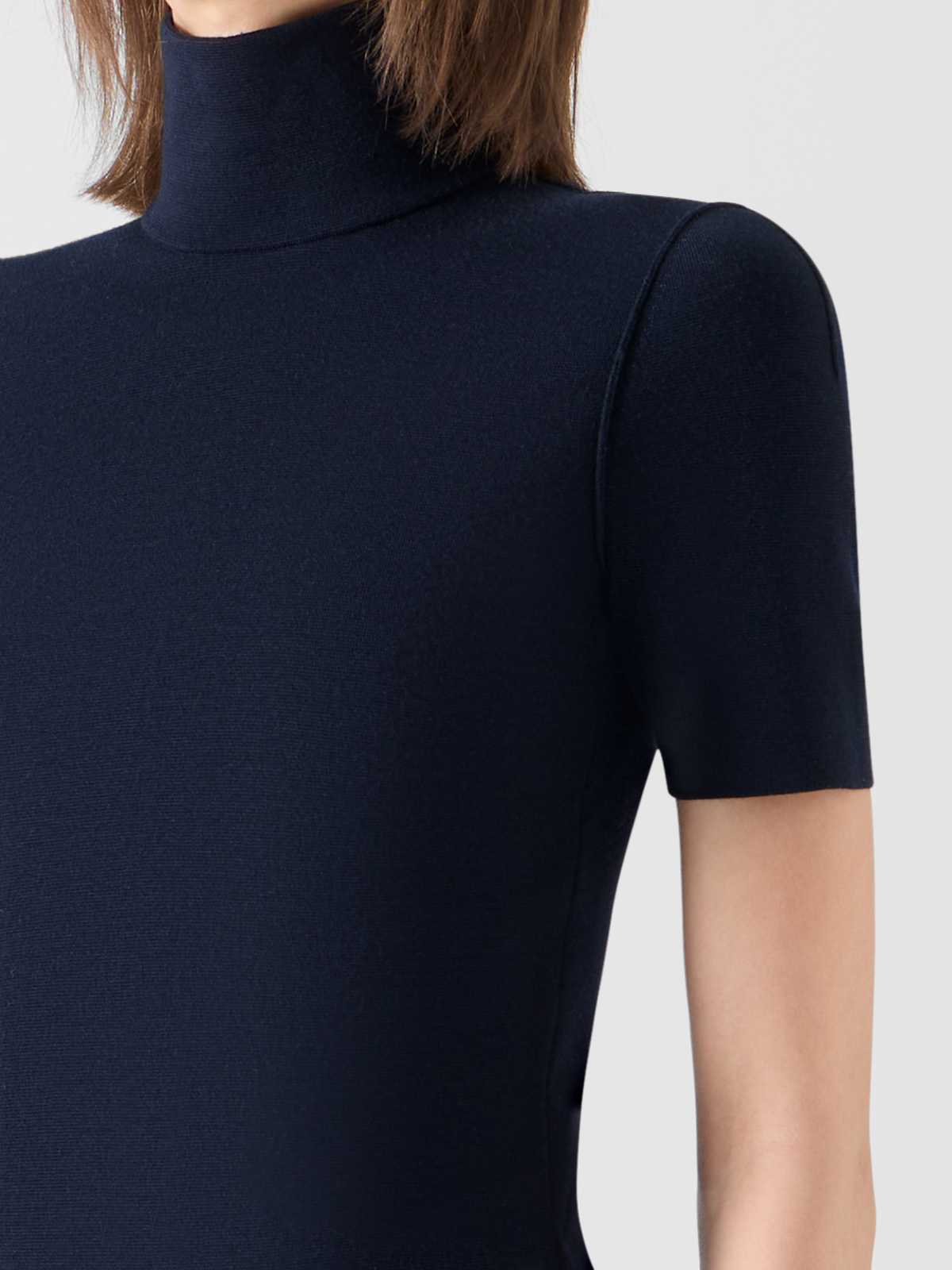 Designer Kurzarm-Pullover aus Woll-Milano-Strick - Dunkelblau 