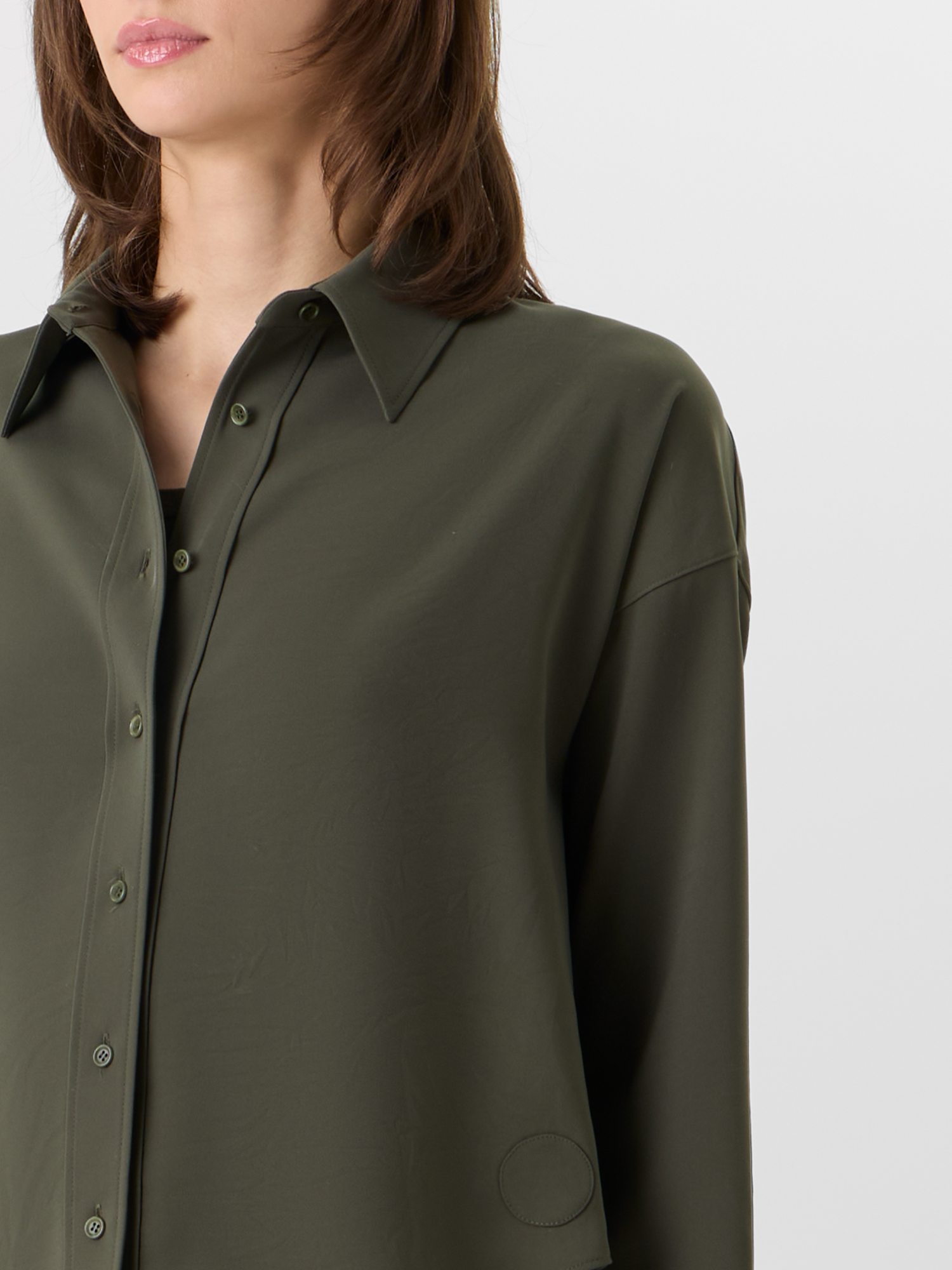 Designer Langärmelige Bluse aus Signature-Lasercut-Krepp - Grün 