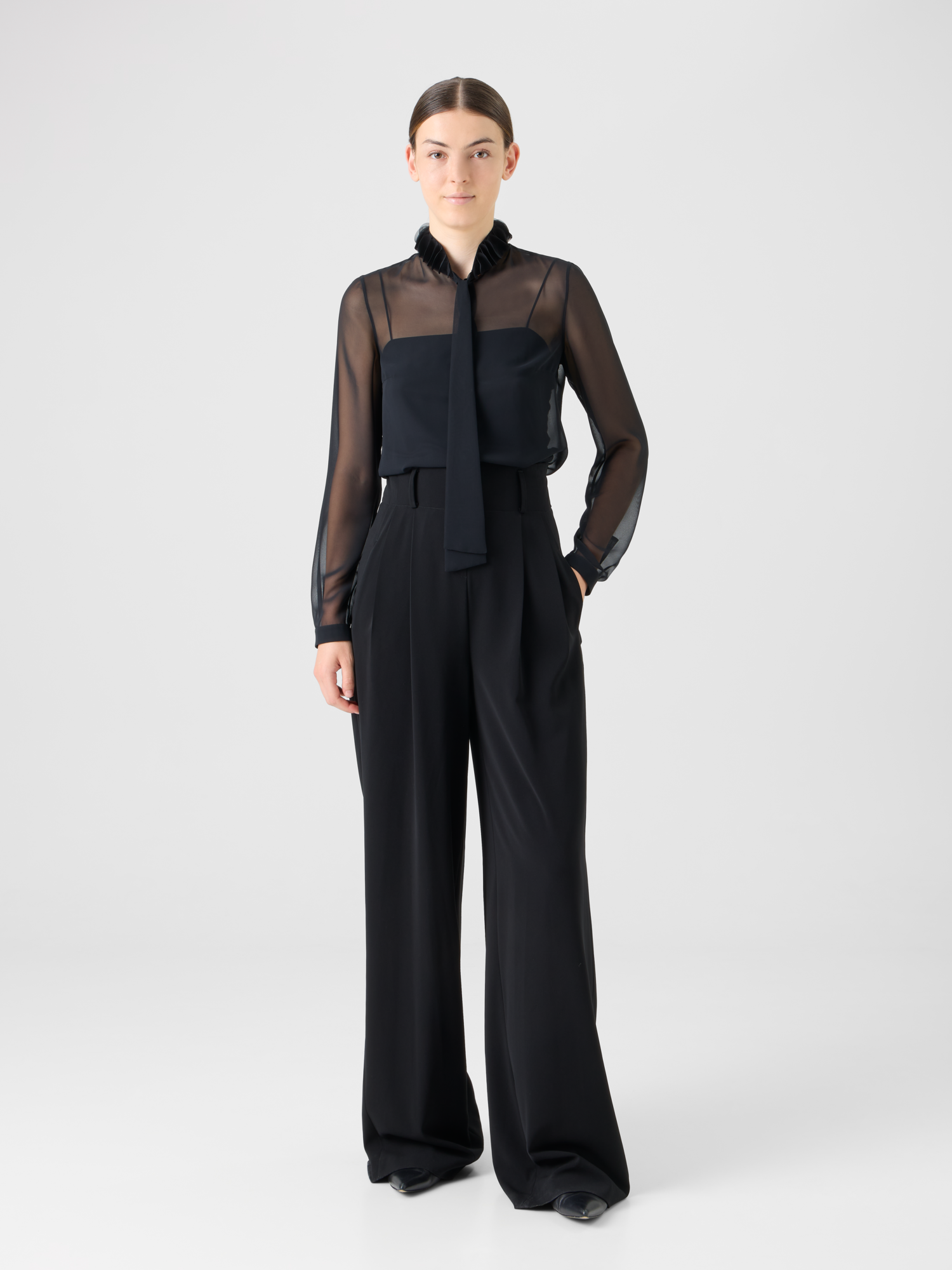 Designer Georgette-Bluse mit 3D-Punktverzierung - Schwarz 