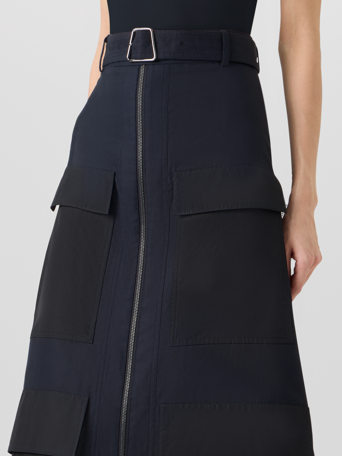 Designer Midirock aus Baumwoll-DoublefaceSkirt in Cotton Double-Face with Side Gathering - Schwarz #editorial