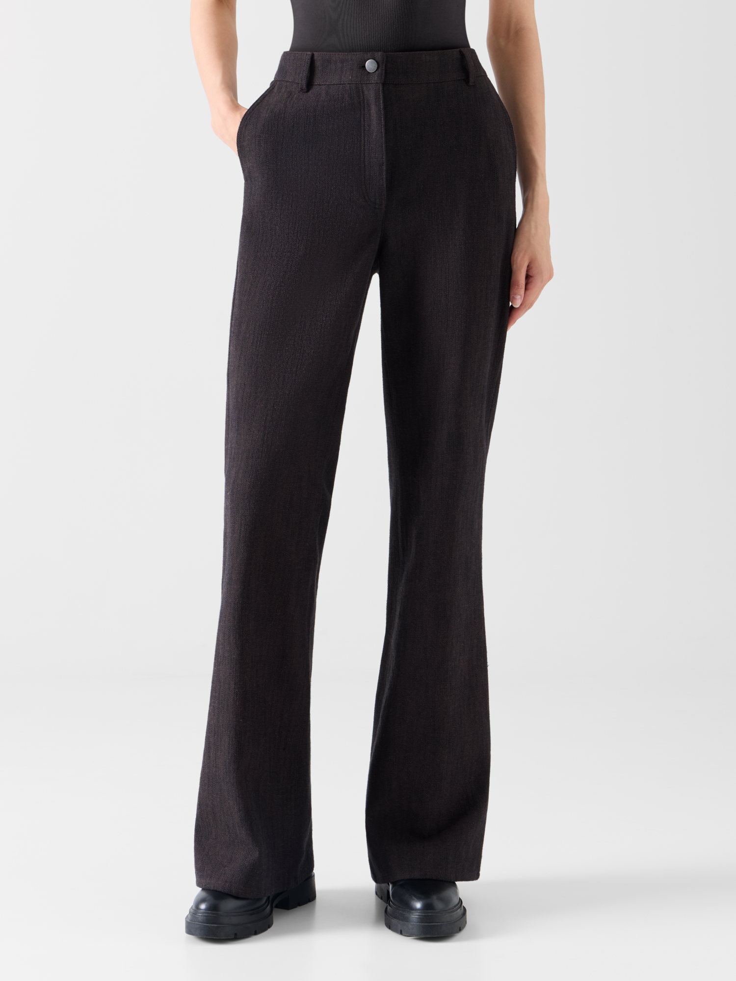 Designer Bootcut Hose aus Winter-Denim - Braun 