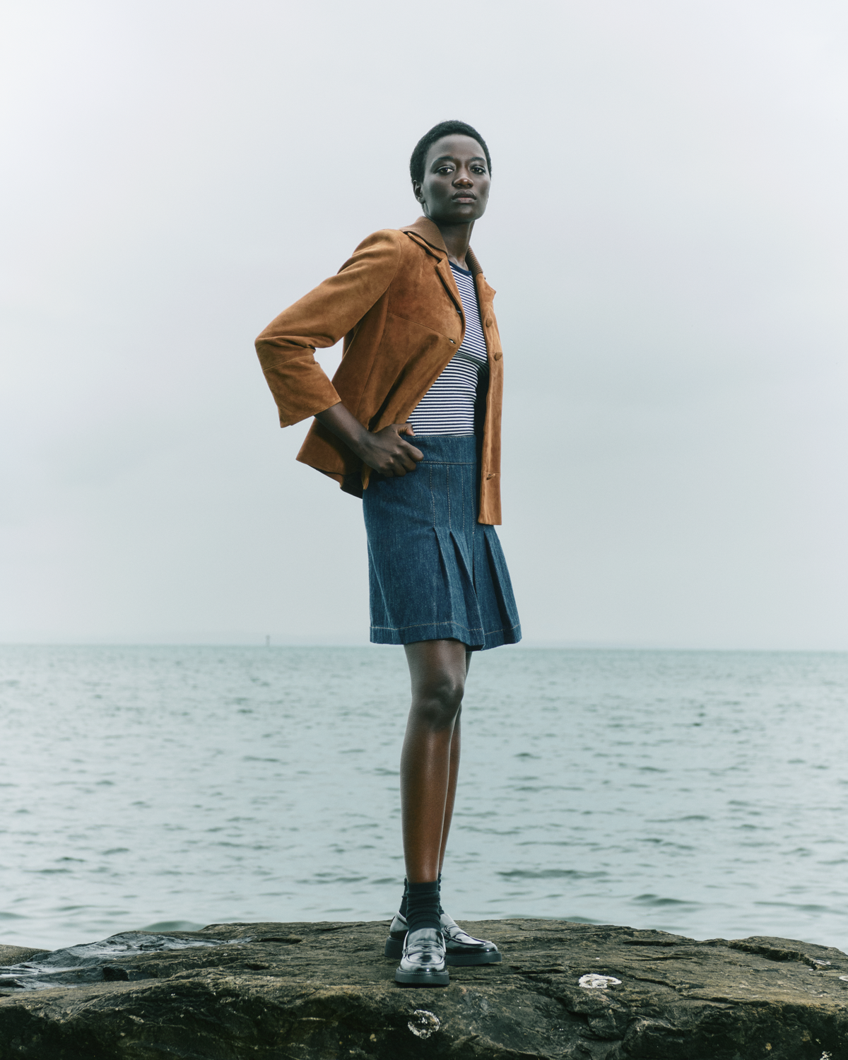 Designer Feines Strick-T-Shirt aus Virgin Wool - Dunkelblau - Blau - Bunt #editorial