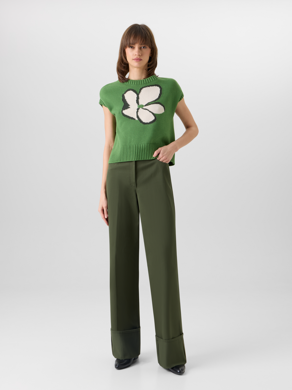 Designer Flügelärmel-Strickpullover mit Papercut Flower Intarsie - Grün #editorial