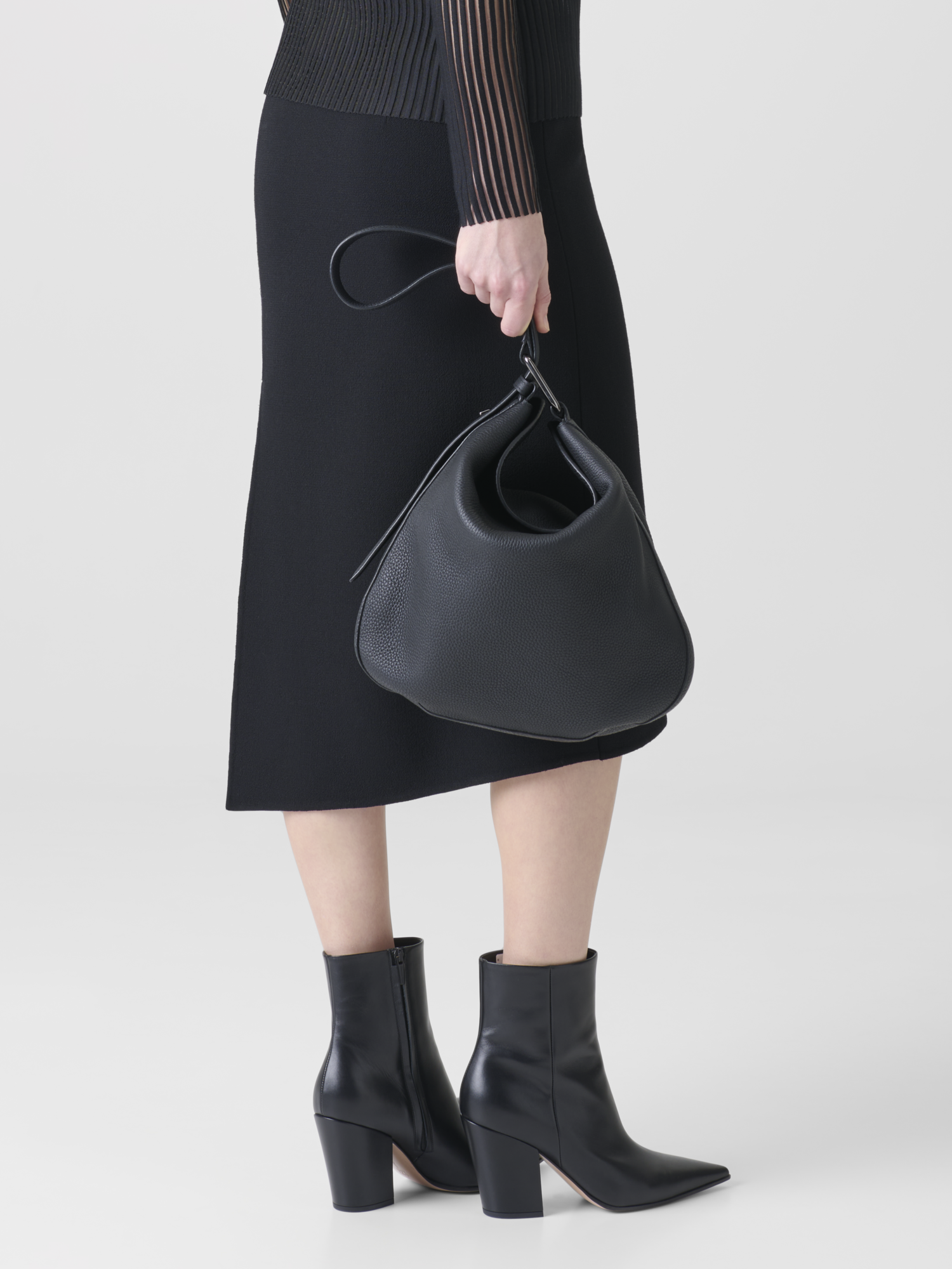Designer Anna Medium Hobo Bag - Schwarz 