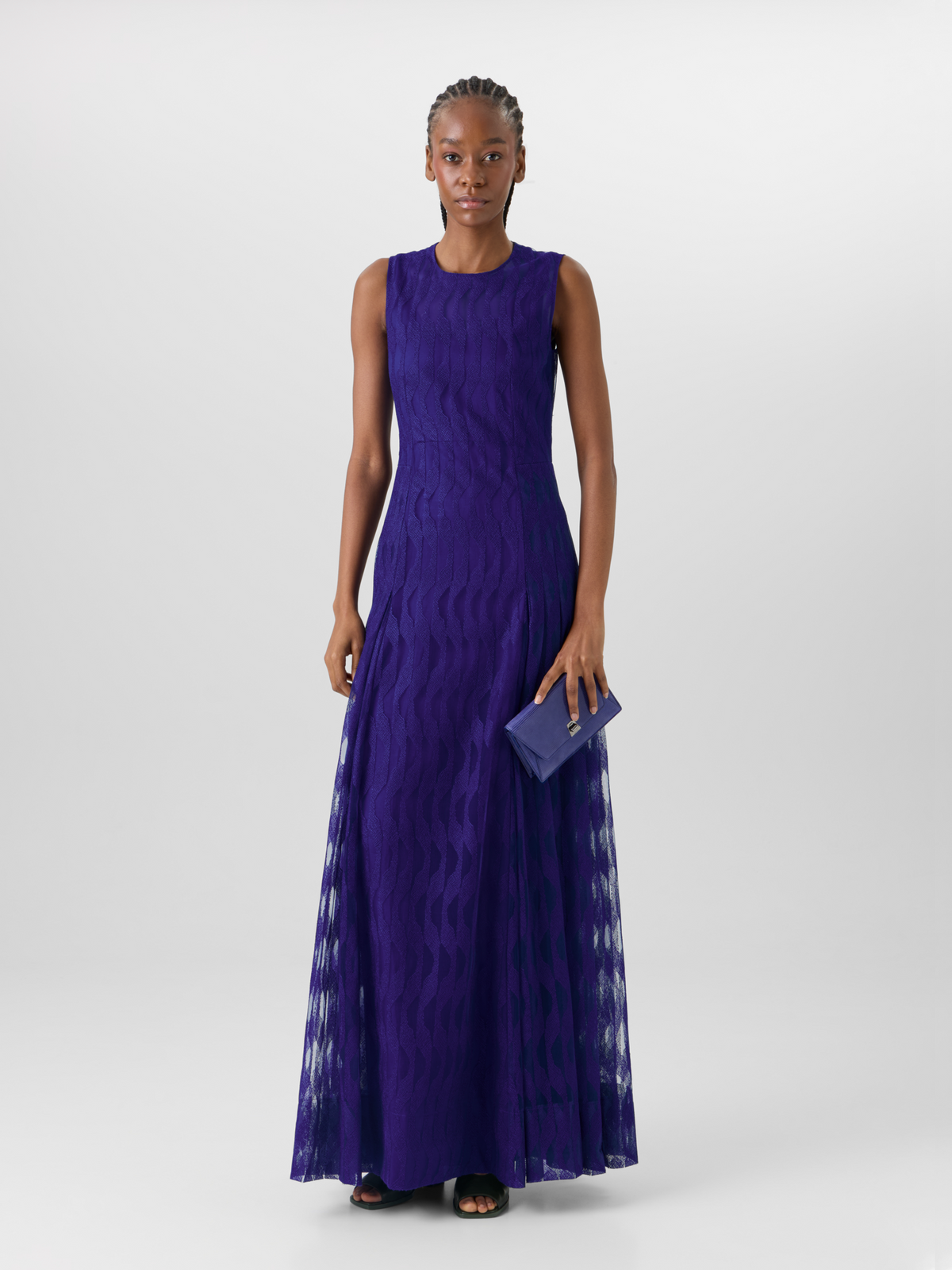 Designer Ärmelloses Abendkleid mit High Plains Stickerei auf Tüll - Violett #editorial