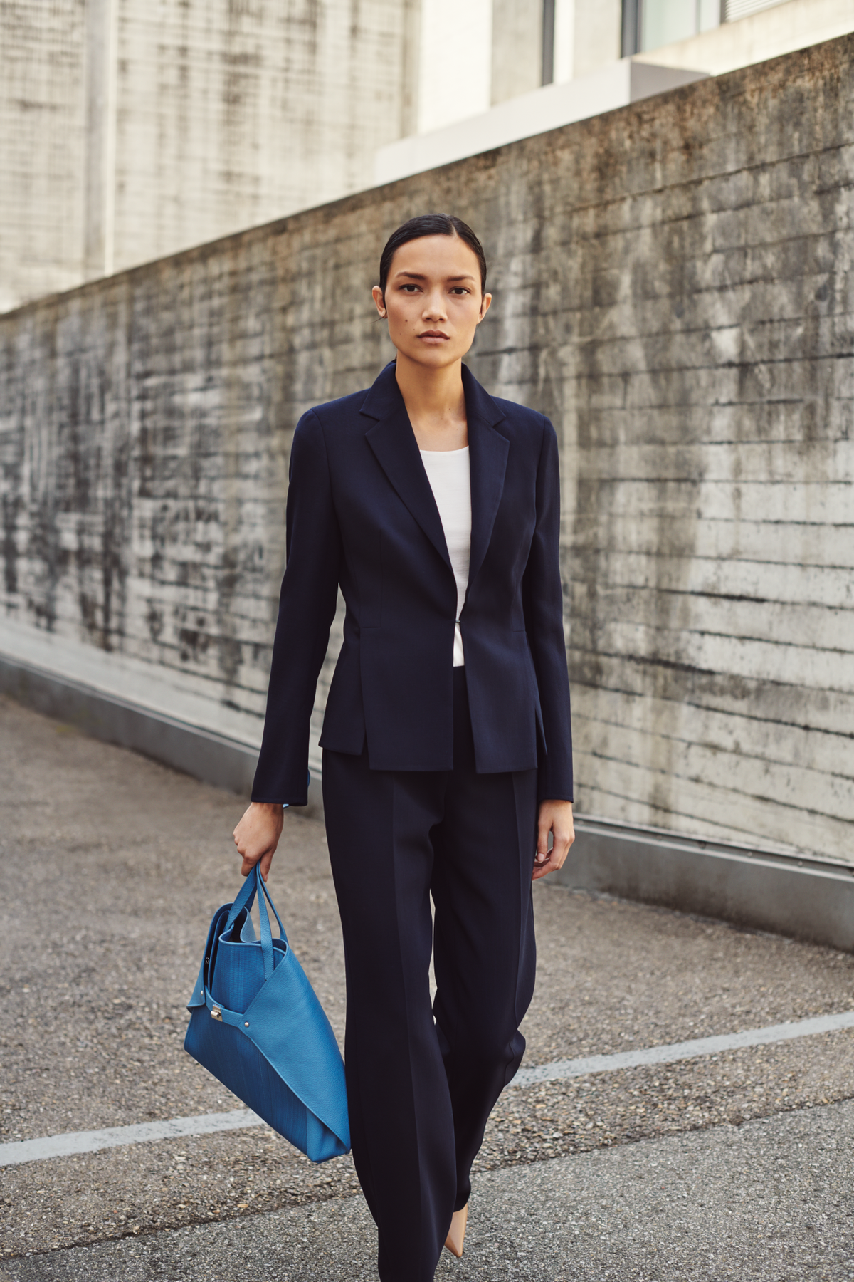 Designer Gerade Hose aus Woll-Doubleface - Dunkelblau - Blau #editorial