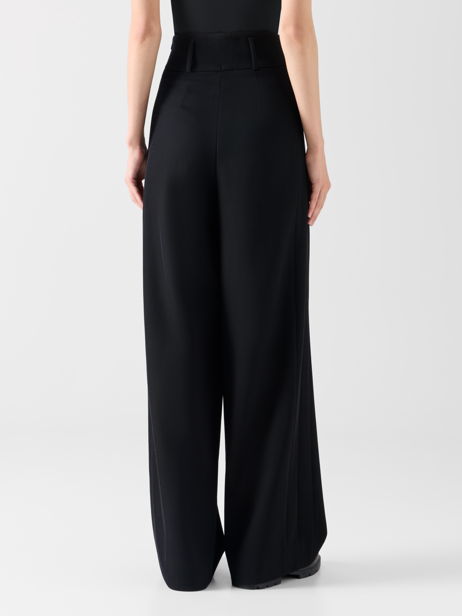 Designer Bundfaltenhose aus Woll-Tricotine mit hohem Bund - Schwarz 