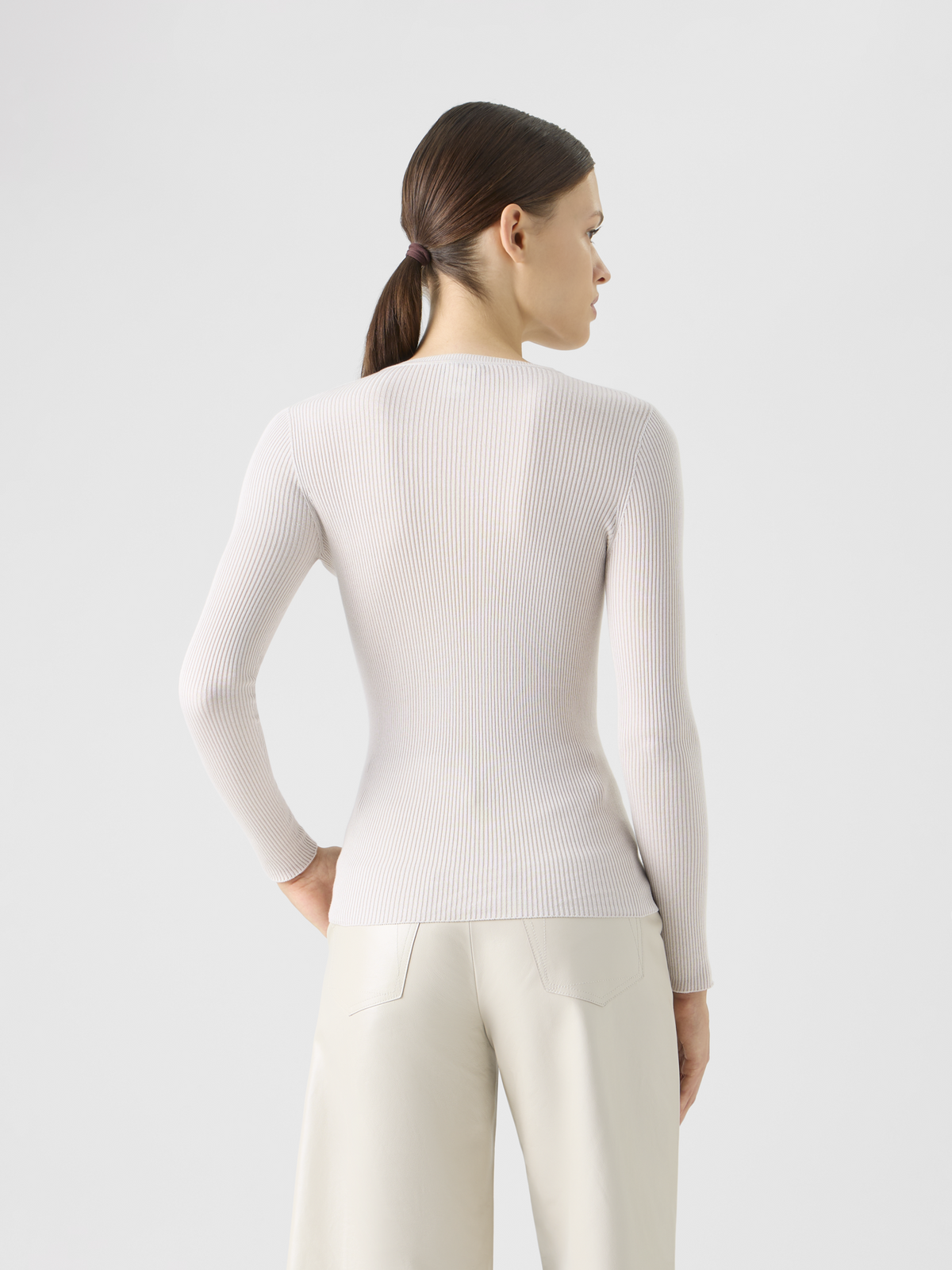 Designer Nahtloser Strickpullover aus Seide und Baumwolle - Beige #editorial