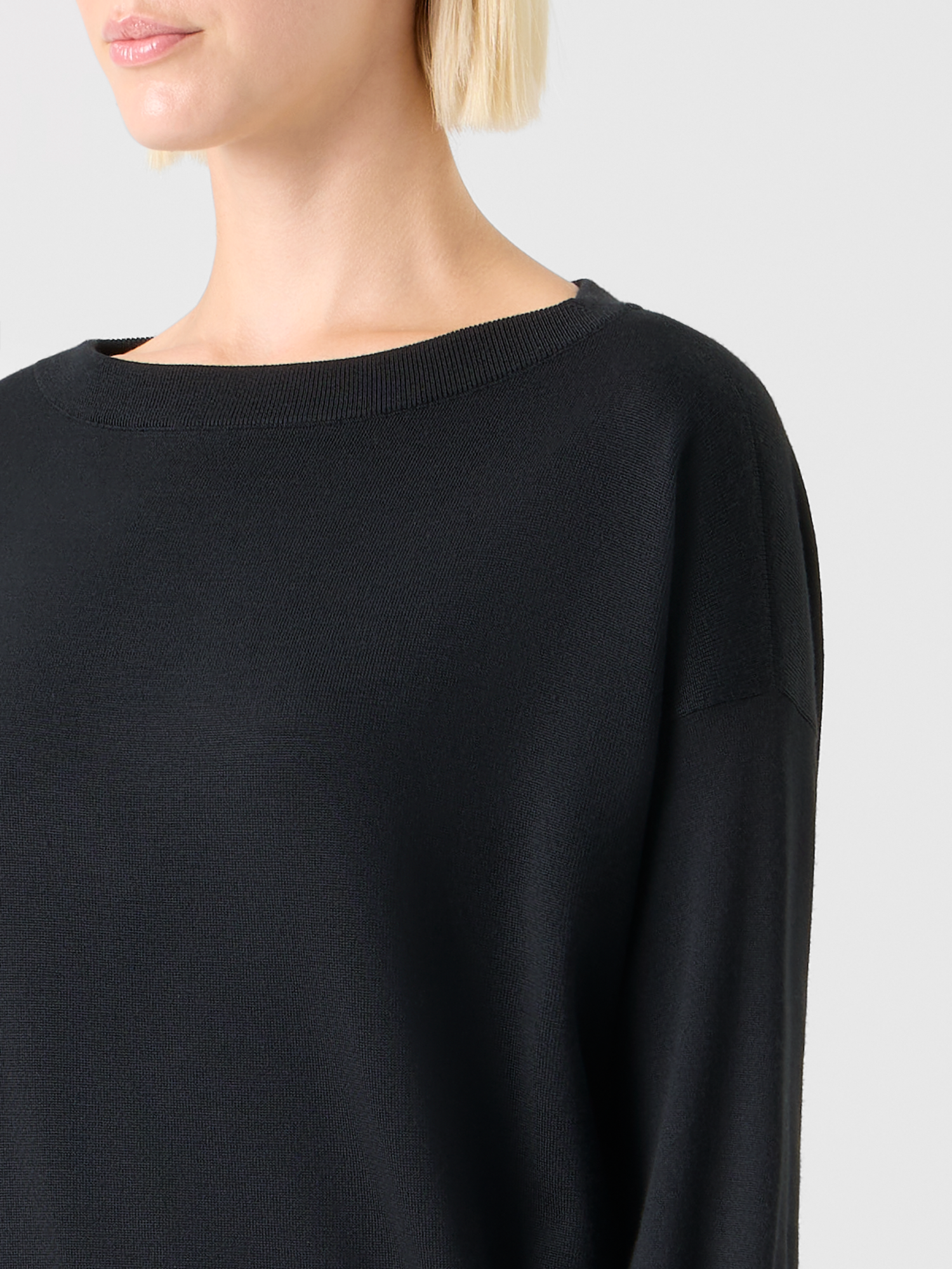 Designer Schulterfreier Pullover aus Merinowolle - Schwarz 