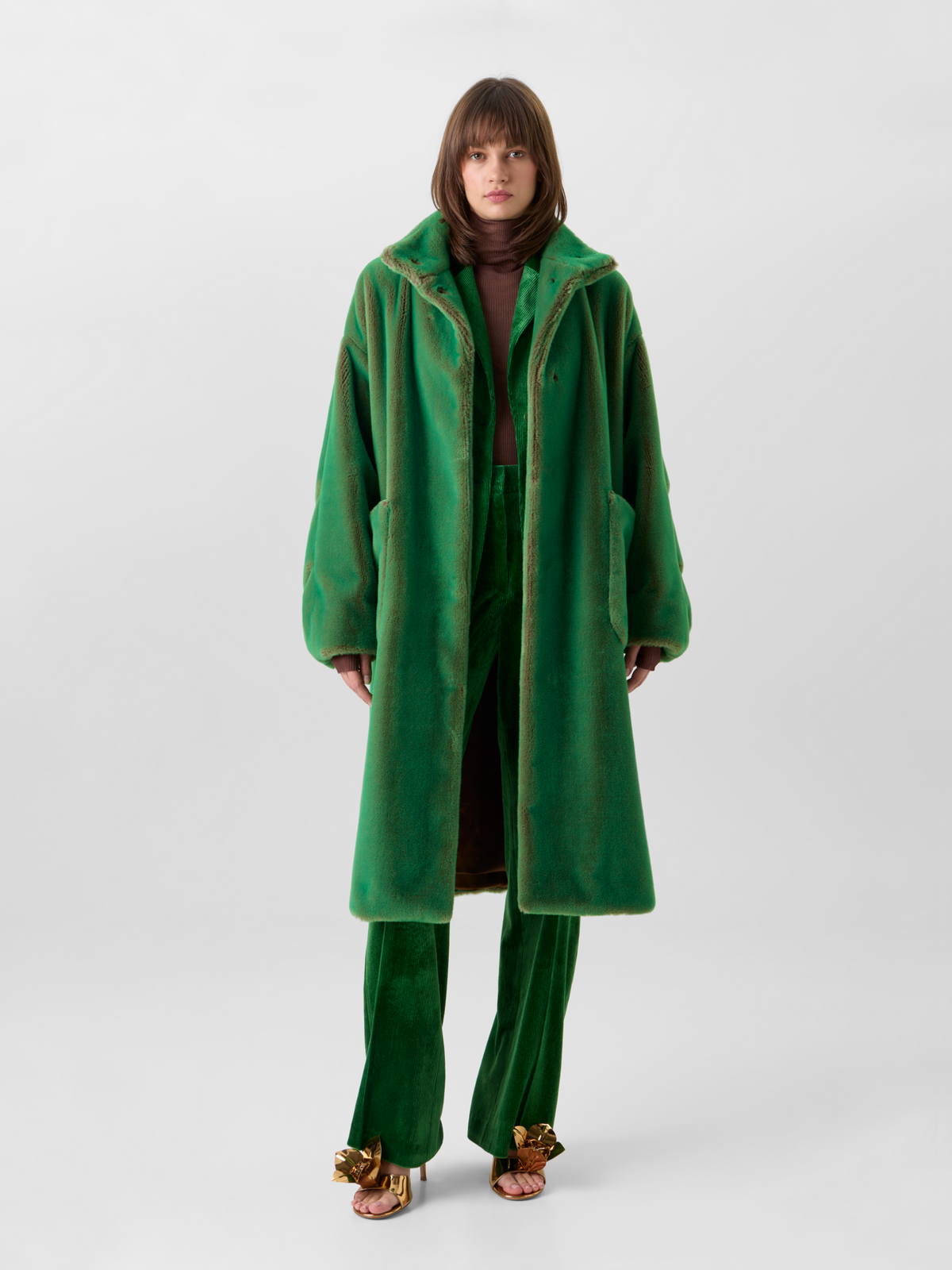 Designer Oversize-Mantel aus Changeant-Webpelz - Grün 