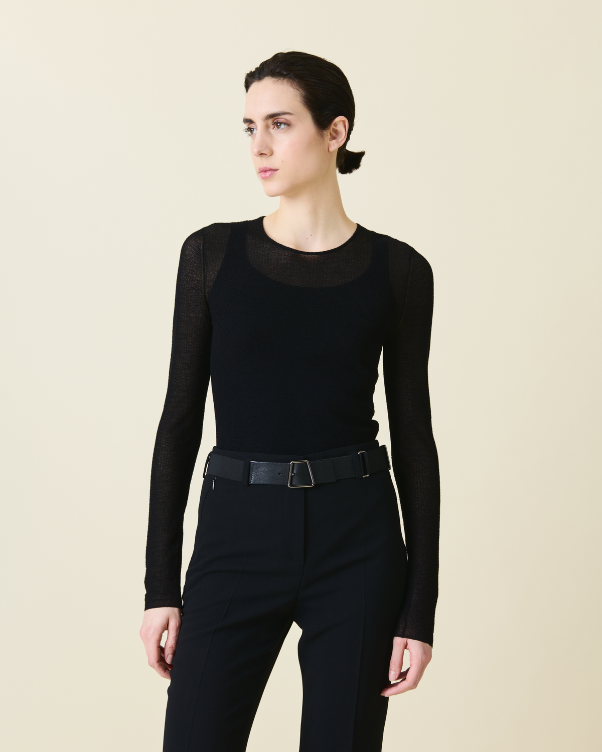 Designer Elastischer Ledergürtel mit Trapez-Schnalle - Schwarz #editorial