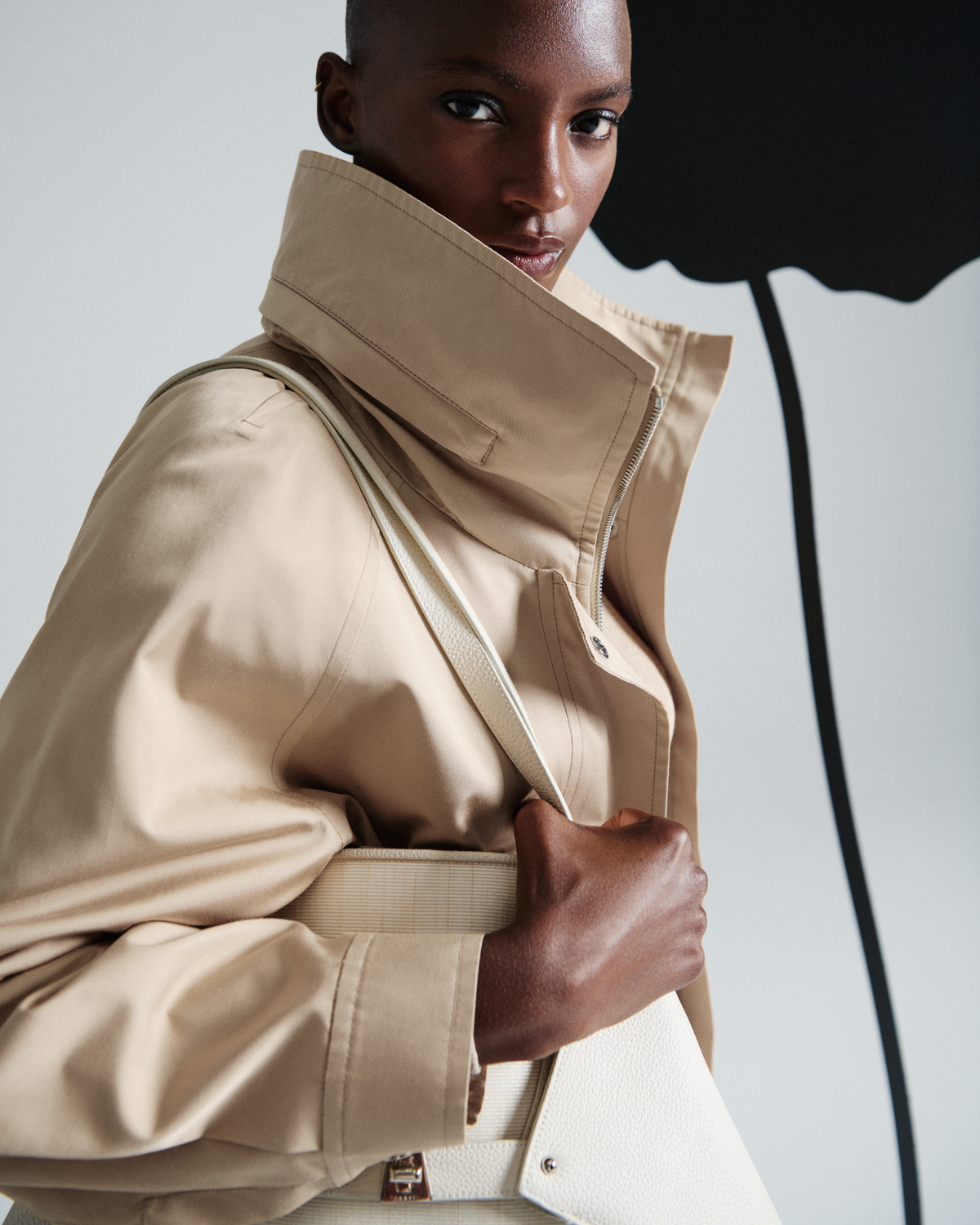 Designer Wasserfester Oversize-Seiden-Parka - Beige #editorial