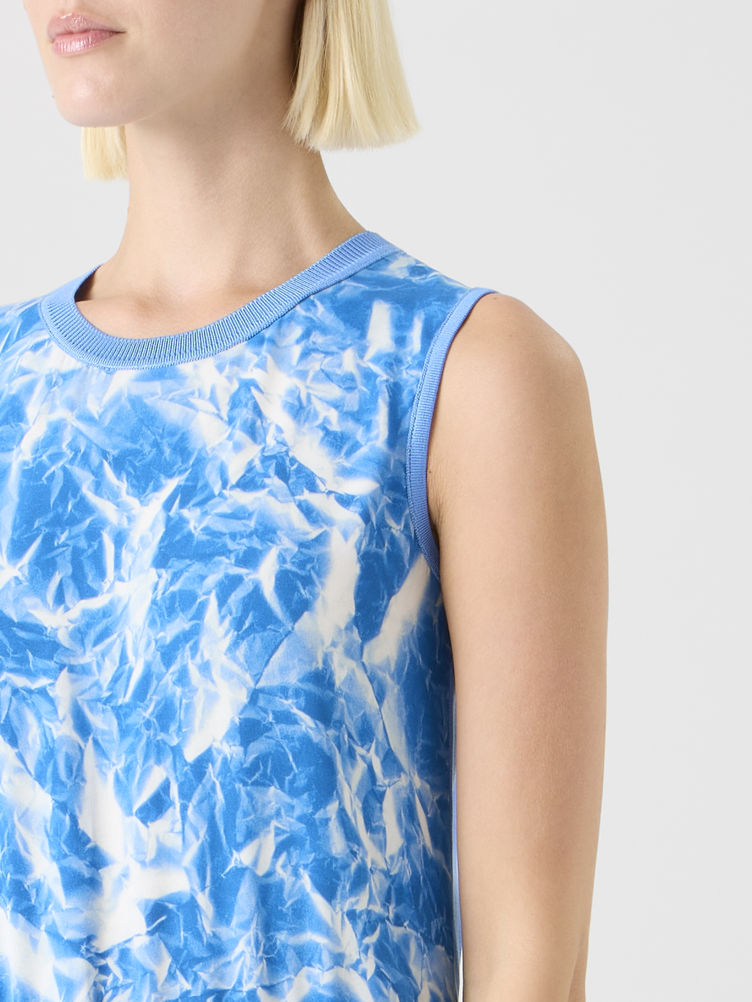 Designer Seidenstrickoberteil mit Whitecaps-Print - Blau 